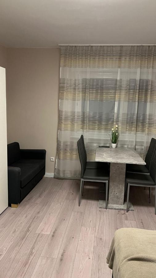 Hochfeld Apartment In Augsburg Bagian luar foto