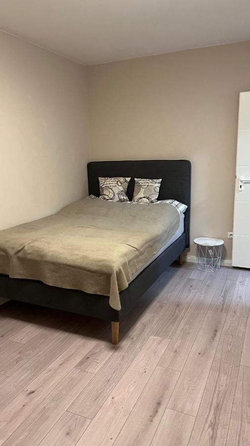 Hochfeld Apartment In Augsburg Bagian luar foto